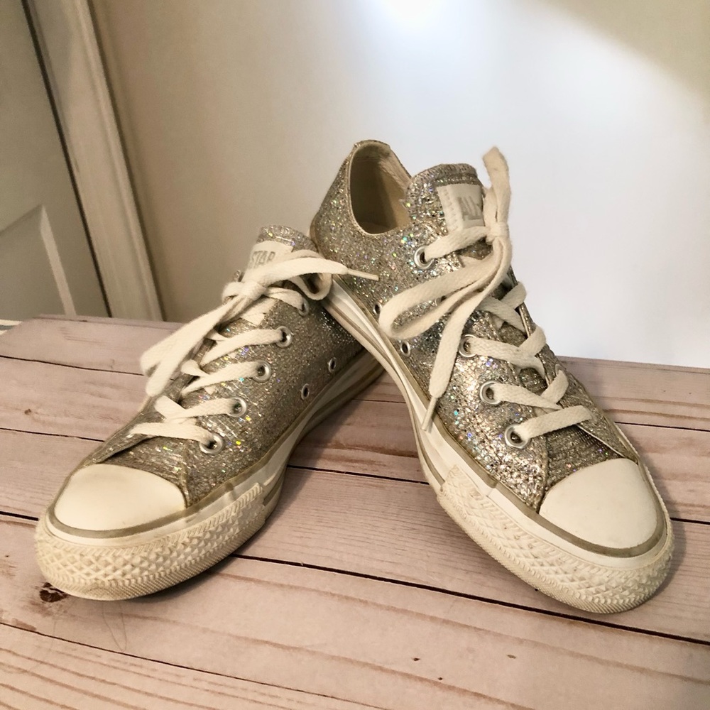 CONVERSE Chuck Taylor All Star Silver Glitter Holographic Sneakers 6 EUC - Picture 2 of 10